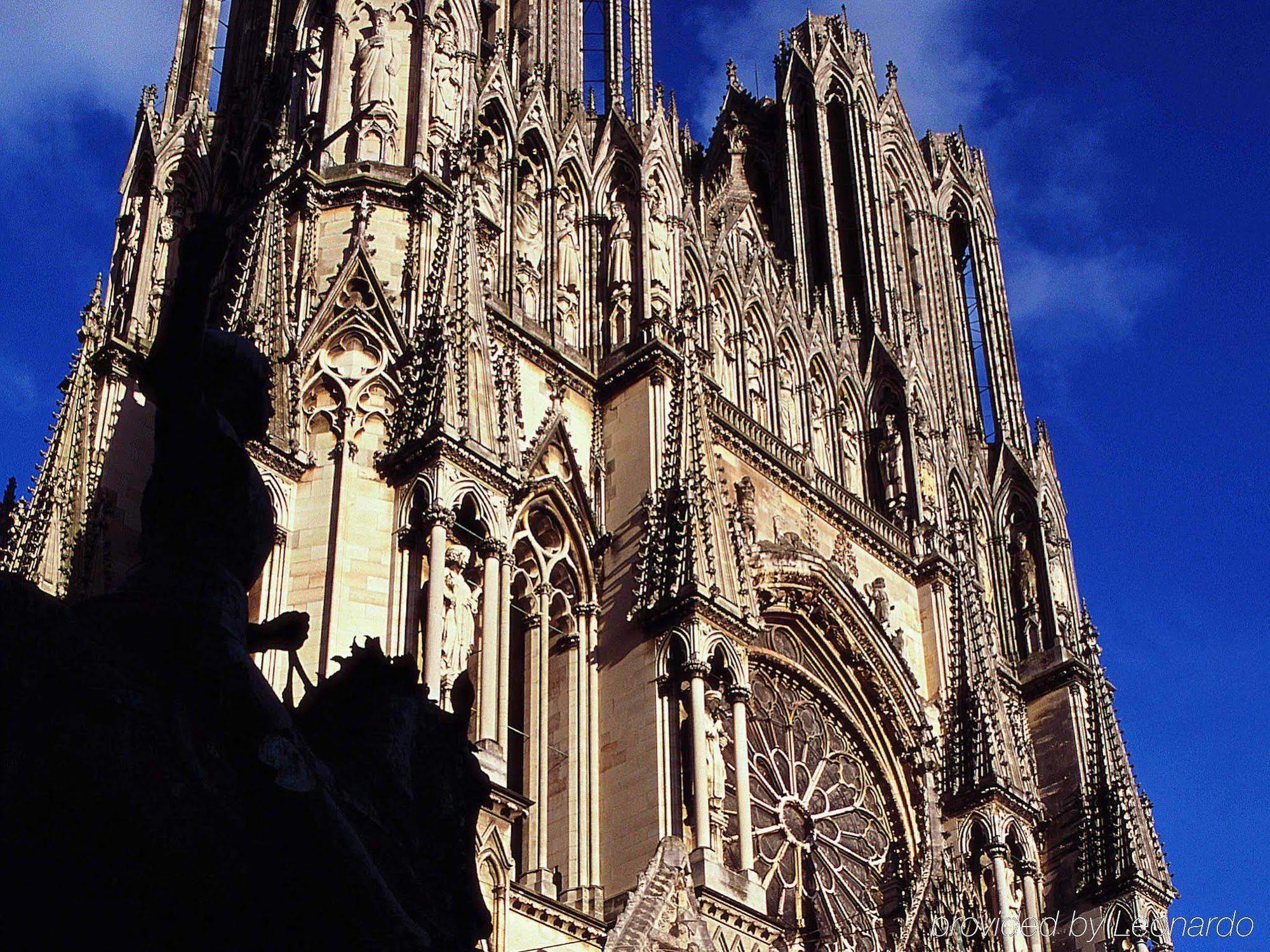 Отель Ibis Reims Тинкё Экстерьер фото