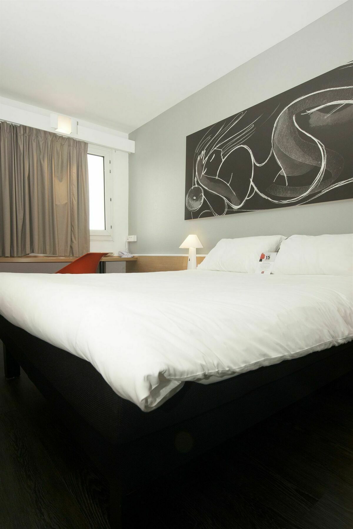 Отель Ibis Reims Тинкё Экстерьер фото